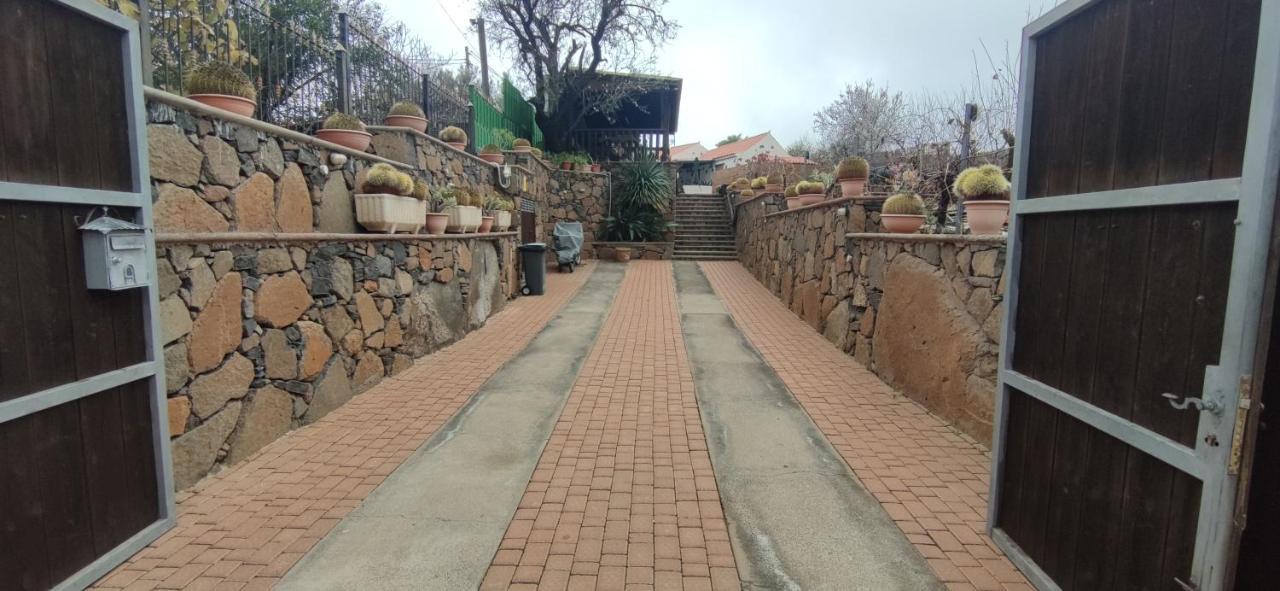 La Casona Del Almendro Villa San Bartolomé Kültér fotó